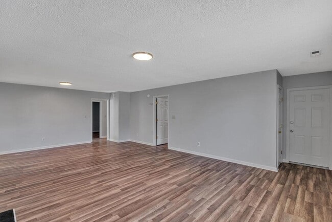 Photo - 4 Bedrooms/2 Bath Ranch Home!