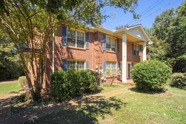 Photo - 718 Holder Dr