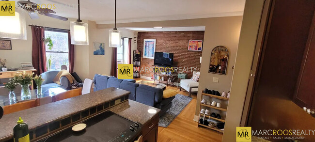 Photo - 26 Worcester Sq Condo