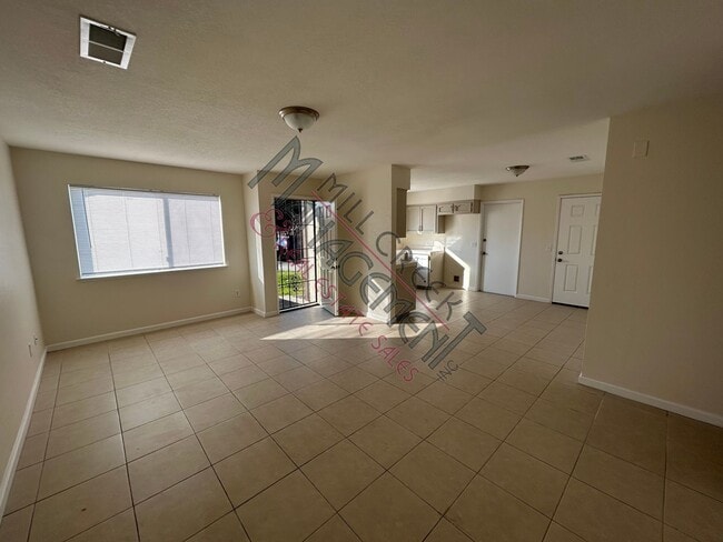Photo - Home in Tulare