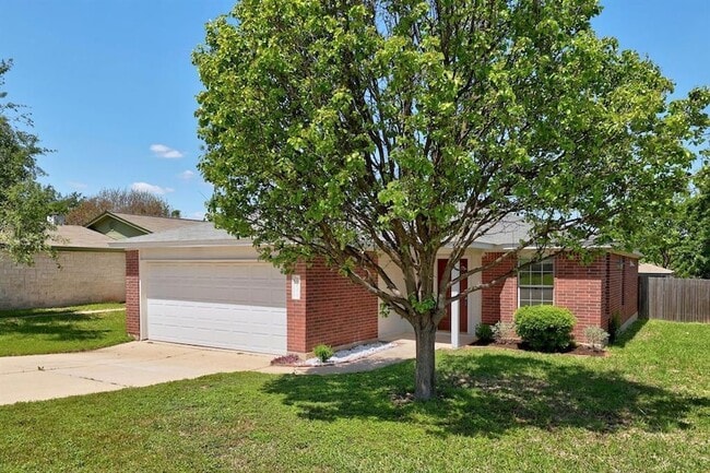 Photo - 2101 Parksville Way