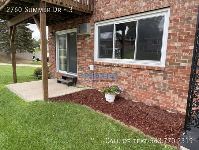 2760 Summer Dr Unit 3