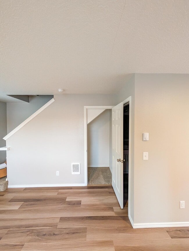 Photo - 5623 SE 84th Ave