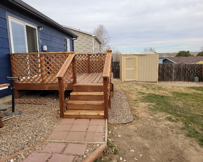 Building Photo - 4448 Lake Mead Dr