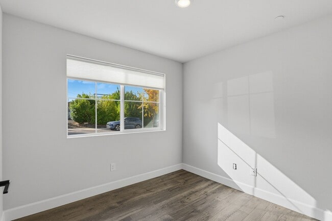 Photo - 3 Bedroom, 3.5 Bathroom Cooper Mountain Townhouse