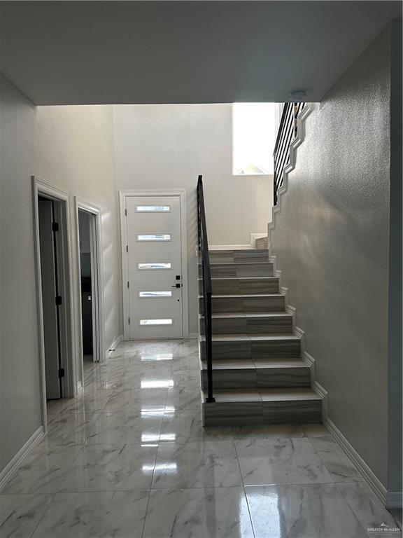 Photo - 13 N Crown Ln