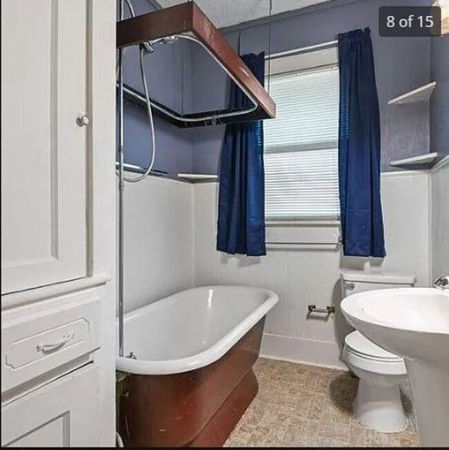 Photo - Cute & Clean 2-Bedroom Home for Rent Charming Updates & Great Amenities!