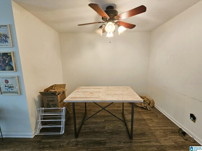 Photo - 3449 Sandner Ct Unidad D