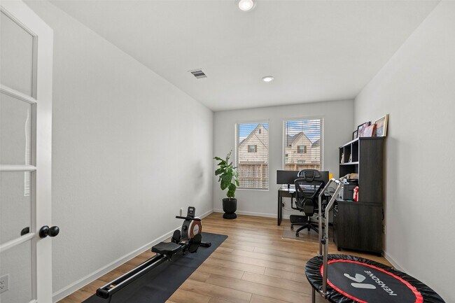 Photo - 29003 Spicewood Vly Dr