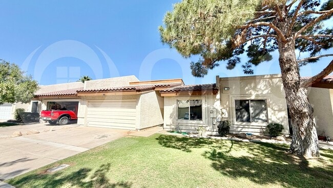 Photo - 9121 N 68th Ave