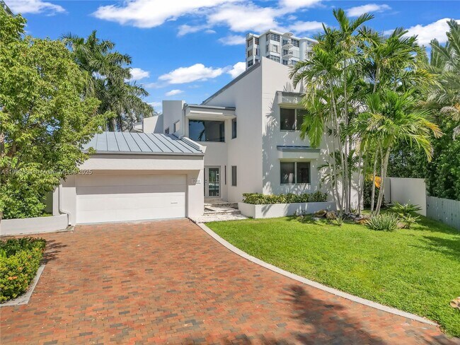 Photo - 2089 NE 121st Rd