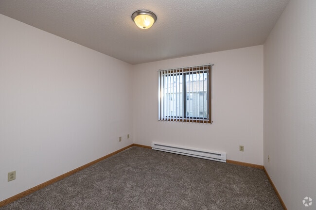 2BR, 1BA - 830SF - Primary Bedroom - Citi Park Apartments