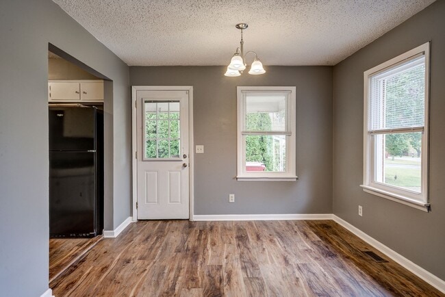 Photo - Newly Renovated 3 Bedroom Rental in Johnso...