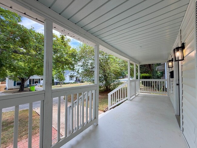 Photo - 405 N 4th St