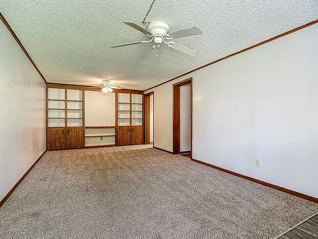 Photo - The Sterling - 2 Bedroom 1 Bathroom with i... Unidad 14