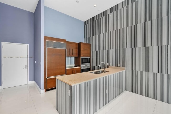 Photo - 475 Brickell Ave Unit 2812