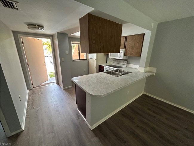 Building Photo - 2690 Park Windsor Dr Unit 601 Rental