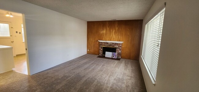 Photo - 5929 Lake Crest Way Unit 8118003001