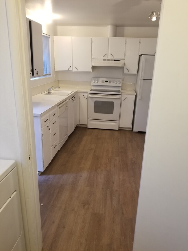 Photo - 2500 Howard Ave Unidad 3