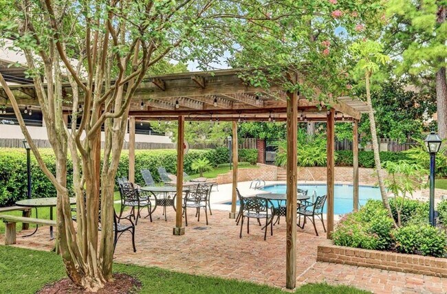 Photo - 4954 Post Oak Timber Dr