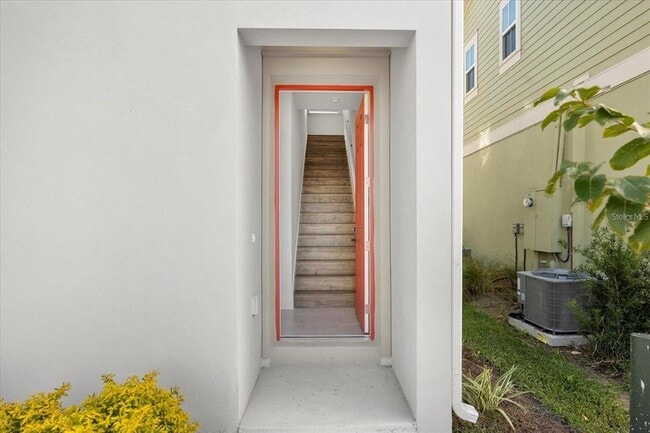 Photo - 10535 Marconi Ave