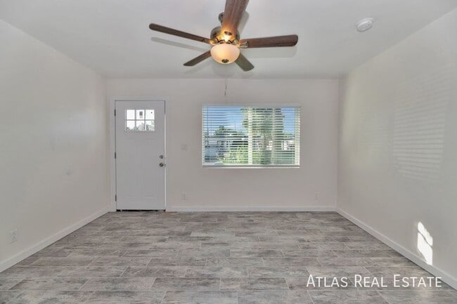 Photo - 2530 N 17th Way Unit 1