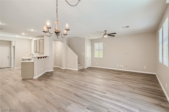 Photo - 25 Red Oak Canyon St