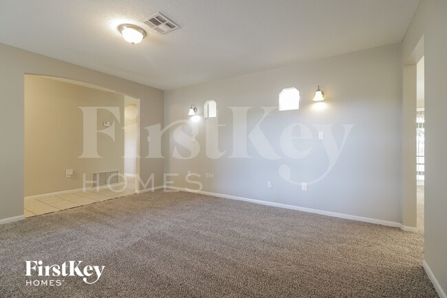 Photo - 1340 Sharon Dr
