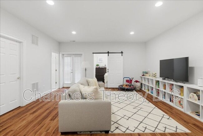 Photo - 8407 Chaucer House Ct