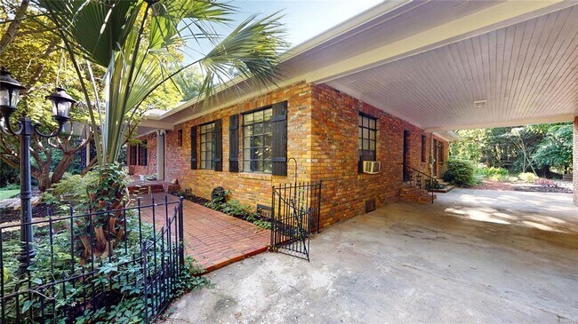 3 Knob Hill Rd