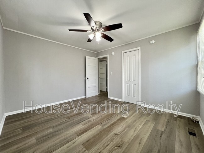 Photo - 310 Norris Ave