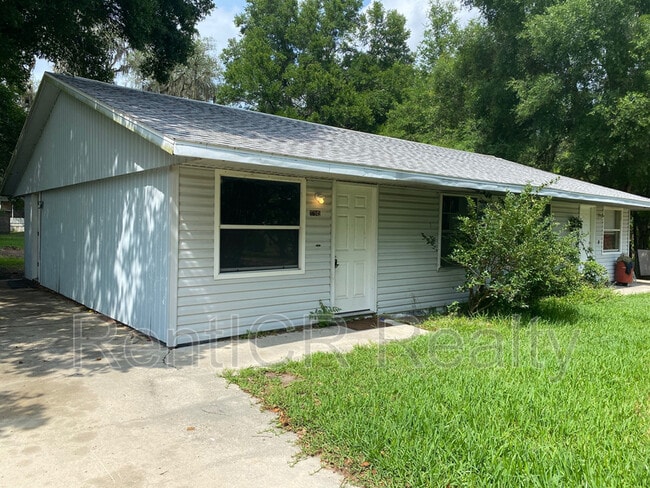 Building Photo - 37845 Crystal Way Rental