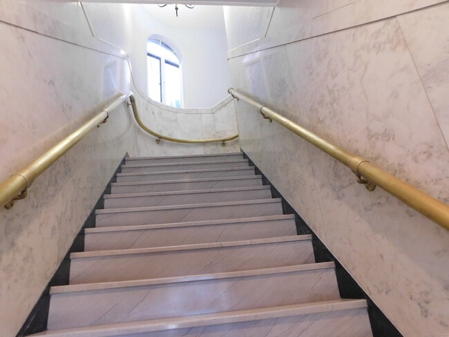 Photo - 53-57 Bank St Unit 303