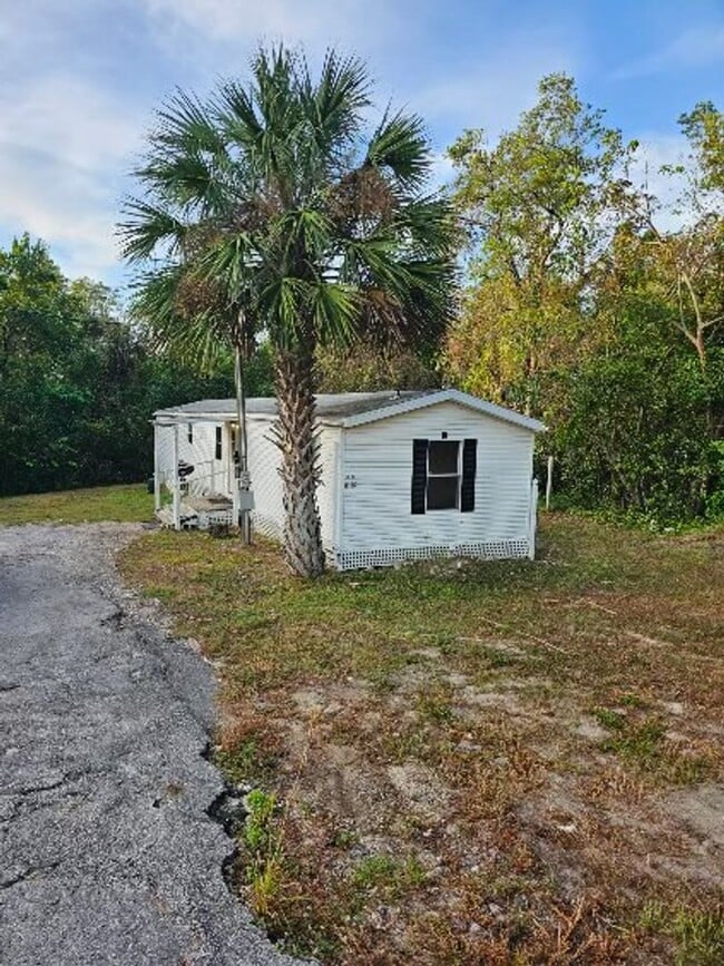 Photo - 2030 Smith Ave