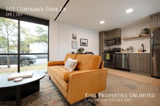 Building Photo - 909 Container Park Ln Rental