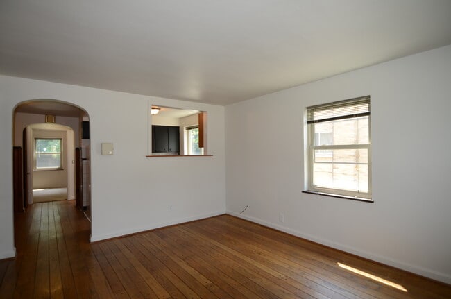 Photo - 2541 Williams Ave Unit 1