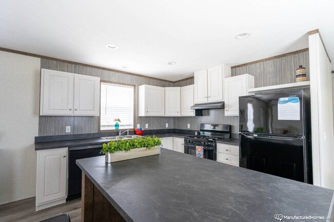 Photo - 8025 S Huron River Dr