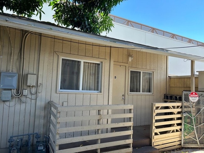 1027 - 1027 Apartment Unit D