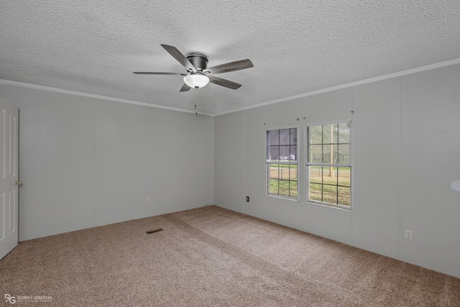 Photo - 409 Wildoak Dr