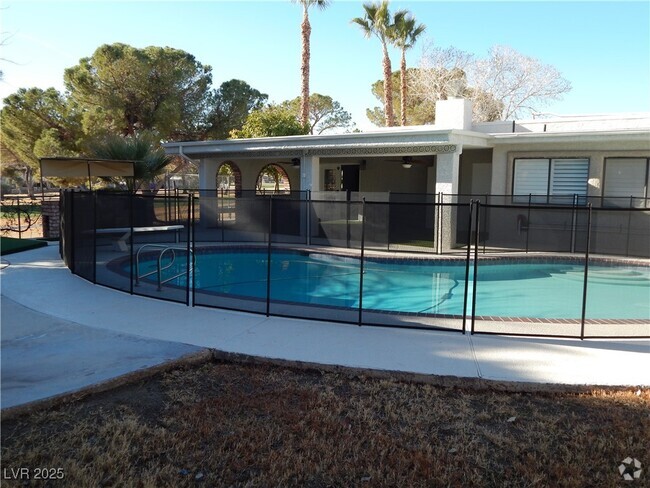 Building Photo - 3338 Zuni Cir Rental