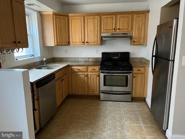 Photo - 4724 Benning Rd SE Unit 204
