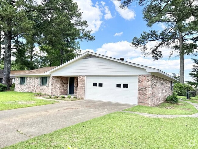 Building Photo - 3412 Camellia Cir Rental