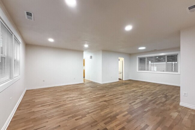 Photo - McPherson Duplex Unit 1126