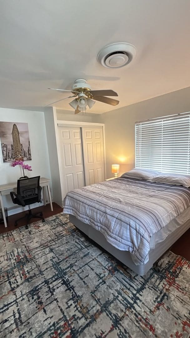 Photo - 4950-4913 13th Ave N Unit 4950 13 Av N,  F, St Petersburg FL 33710