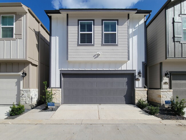 Photo - 3 Bed Home for Rent in Park Row Village West | Houston TX 77084