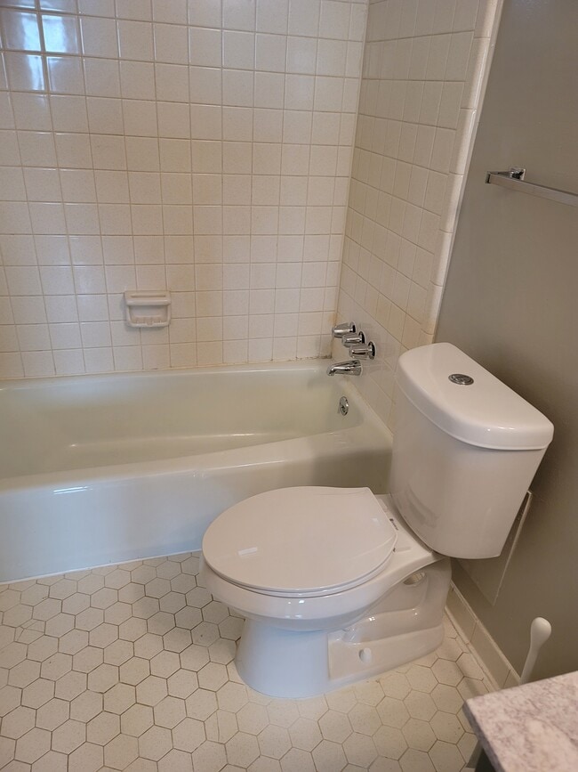 Photo - 1021 Cedar Ave Unit 2