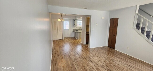 Photo - 28838 Pardo St