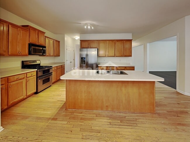 Photo - 3063 Woodbridge Ln