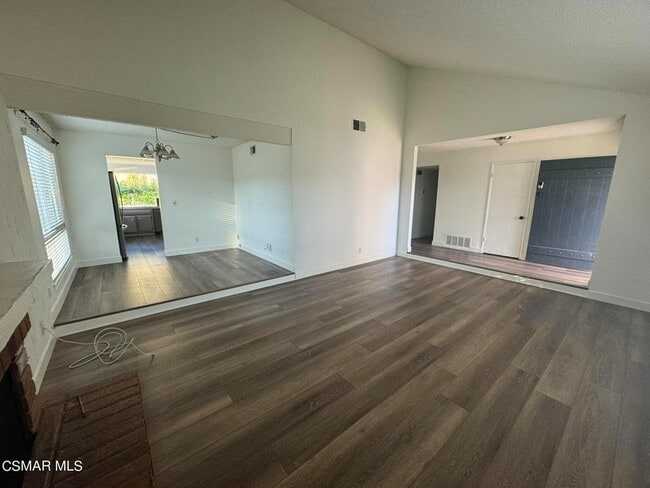 Photo - 2261 Birchfield St