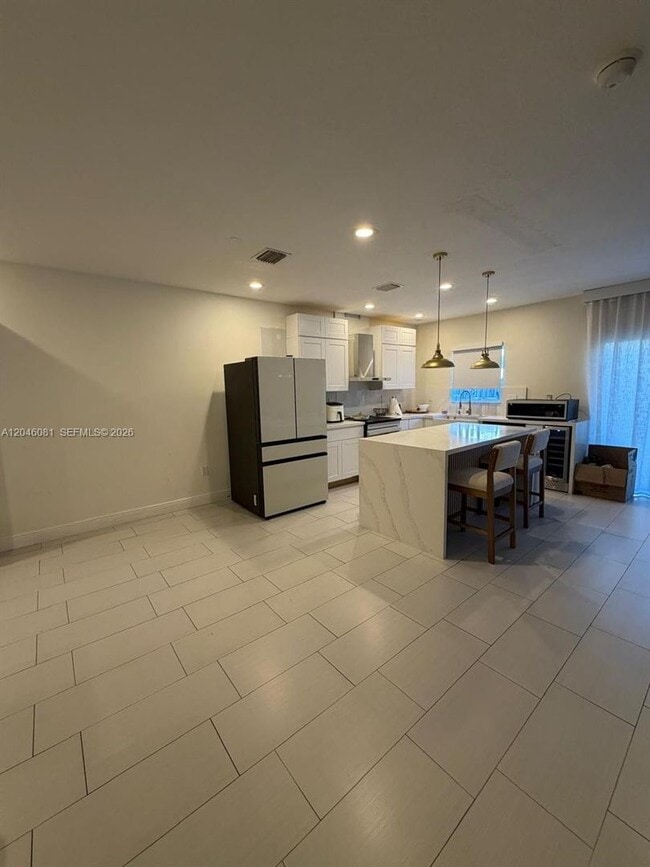 Building Photo - 2864 SW 129th Ave